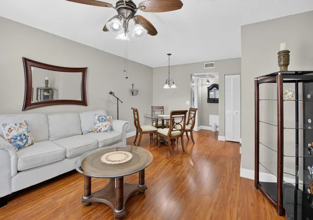 Homes for sale in Boynton Beach, FL | 309 Circle Dr S, Boynton Beach, FL 33435 | MLS# B26054882