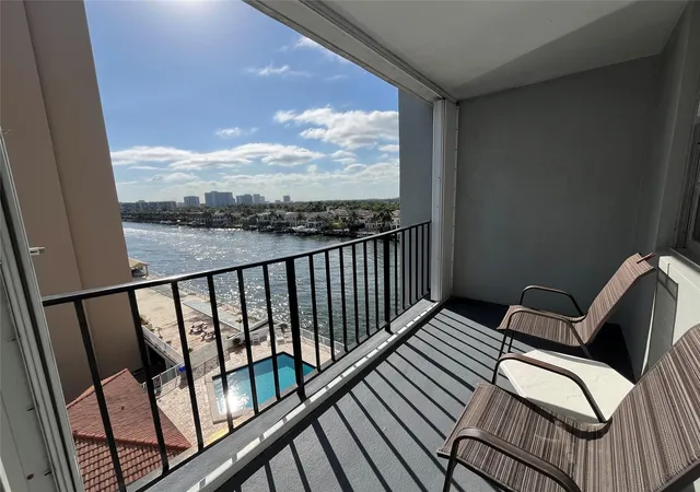 2nd image of 1400 S Ocean Dr #707, Hollywood, FL 33019 | MLS# B26054898