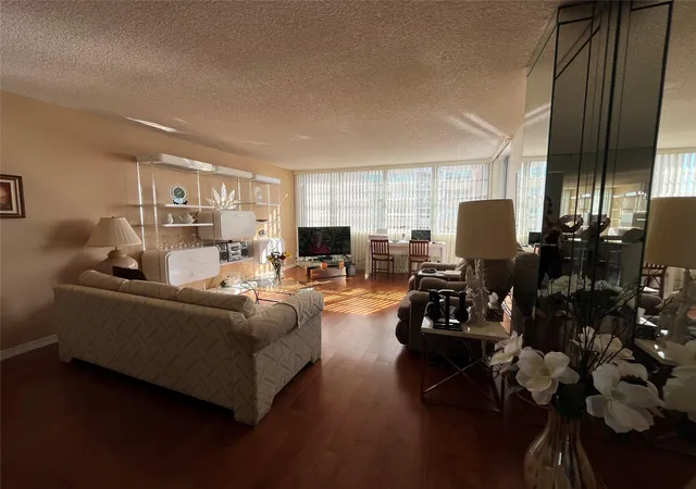 3rd image of 1400 S Ocean Dr #707, Hollywood, FL 33019 | MLS# B26054898