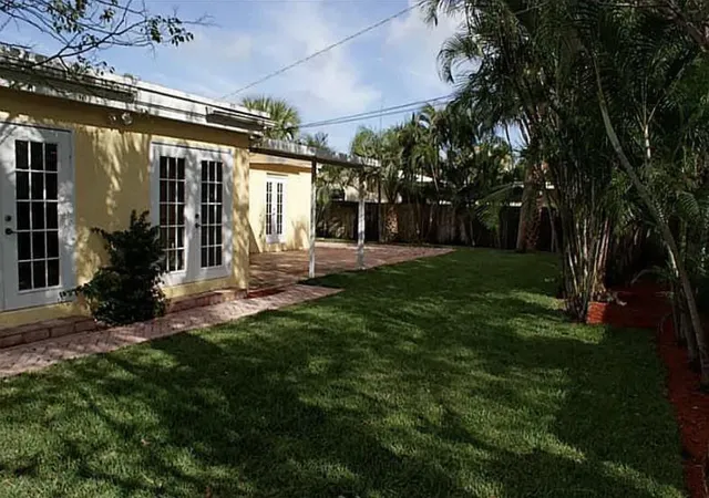 4th image of 324 Bunker Ranch Rd, West Palm Beach, FL 33405 | MLS# B26054956