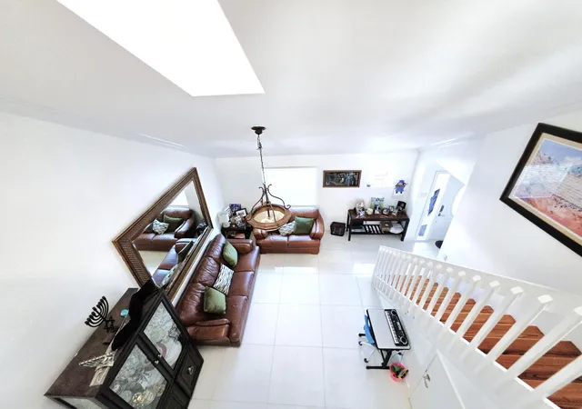 22nd image of 320 Se 2nd Ave #B4, Deerfield Beach, FL 33441 | MLS# B26054959