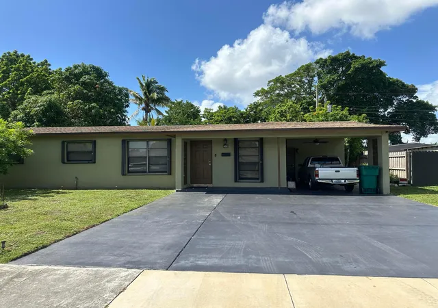 Homes for sale in Miami, FL | 400 Nw 184th Ter #400, Miami, FL 33169 | MLS# B26055003