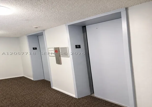 Listing Photo 3 - Condo for sale in building located at 1465 Ne 123Rd St, Miami, FL 33161 - Unit #609