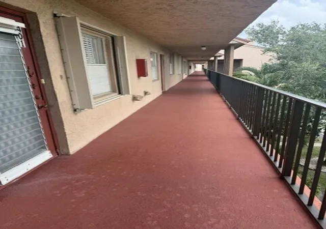 3rd image of 7210 Lake Cir Dr, Margate, FL 33063