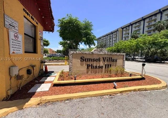 2nd image of Sunset Villas No 3 Condo, Miami, FL 33126