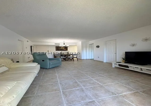 5th image of 4717 Nw 7Th St #306-10, Miami, FL 33126 | MLS# A12057805