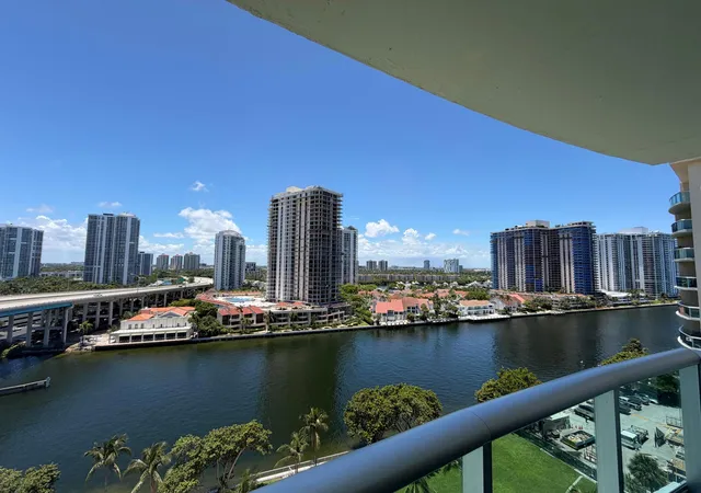 3rd image of 19390 Collins Ave #1405, Sunny Isles Beach, FL 33160 | MLS# B26055081