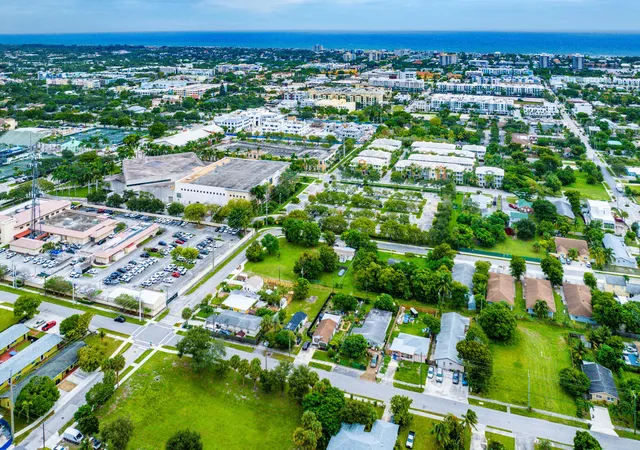 28th image of 107 Sw 4th Ave, Delray Beach, FL 33444 | MLS# B26055098