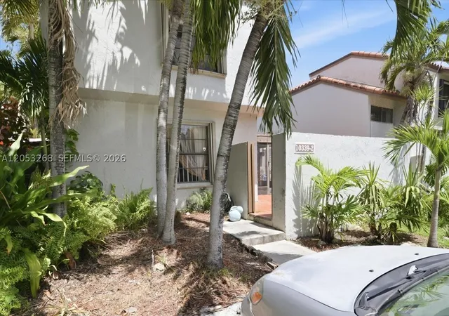 5th image of 10339 Nw 9Th St Cir #2-2, Miami, FL 33172 | MLS# A12053268