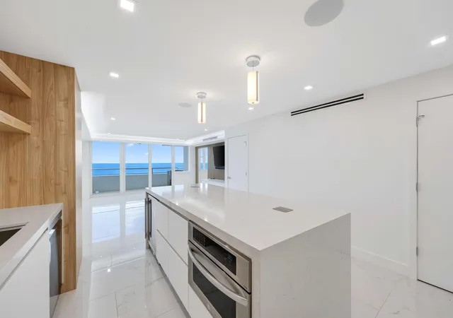 5th image of 545 S Fort Lauderdale Bch, Fort Lauderdale, FL 33316