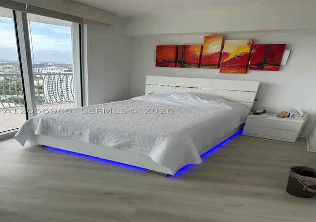 2nd image of 1750 N Bayshore Dr #2914, Miami, FL 33132 | MLS# A12056966