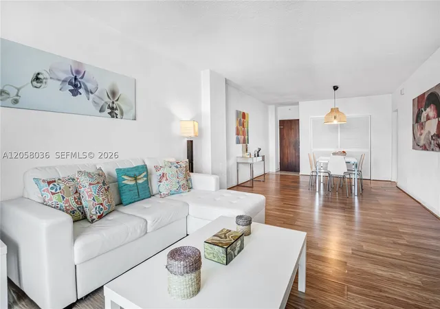 3rd image of 4001 S Ocean Dr #16E, Hollywood, FL 33019 | MLS# A12058036