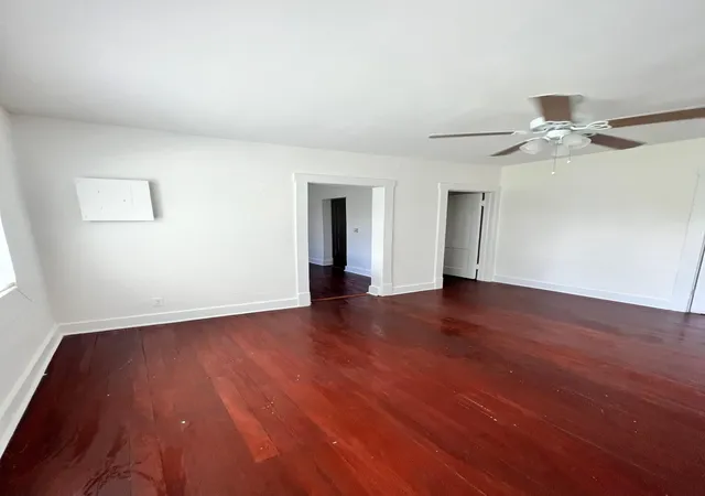 10th image of 1109 Colonial Rd #A & B, Fort Pierce, FL 34950 | MLS# B26055298
