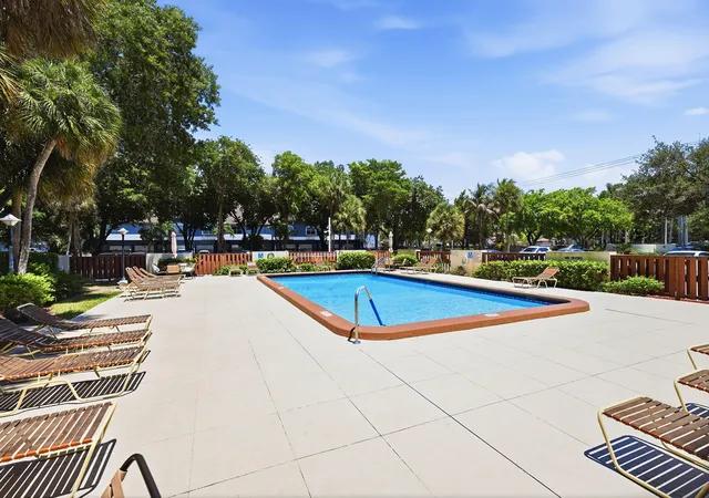 5th image of 10777 W Sample Rd #407, Coral Springs, FL 33065 | MLS# B26055317