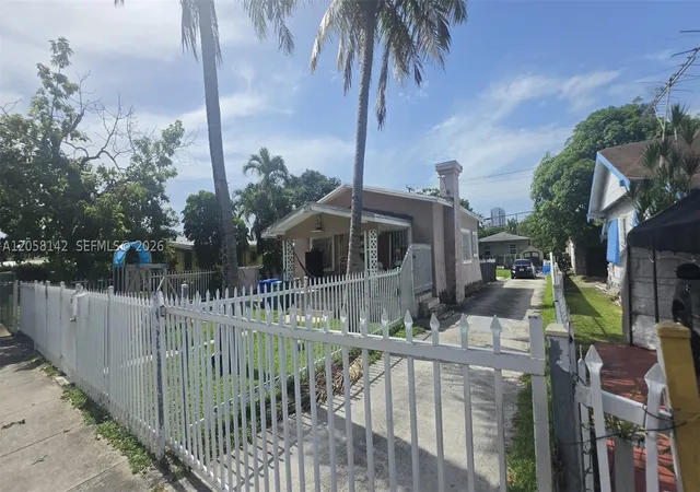 1st image of 1888 Nw 18th St, Miami, FL 33125 | MLS# A12058142