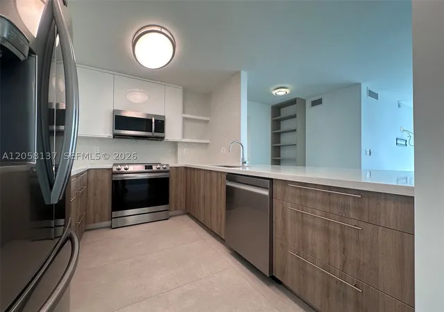 Photo 3 of Condo for sale at 100 Bayview Dr #317, Sunny Isles Beach, FL 33160 | MLS# A12058137 | Listing updated on 2026-08-19