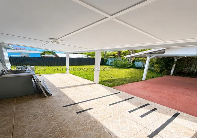Photo 2 of Single family home for sale at 5651 Ne 9th Ave, Oakland Park, FL 33334 | MLS# A12058305 | Listing updated on 2026-08-04