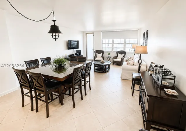 5th image of 100 Lincoln Rd #602, Miami Beach, FL 33139 | MLS# A12058254
