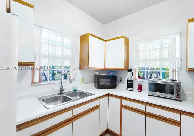 2nd image of 24443 Sw 129th Pl, Homestead, FL 33032 | MLS# A12057654