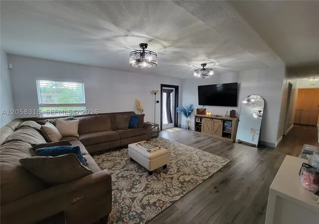 Photo 3 of Sale Pending at 6605 Nw 80Th Ct, Tamarac, FL 33321 | MLS# A12058315 | Listing updated on 2026-07-29