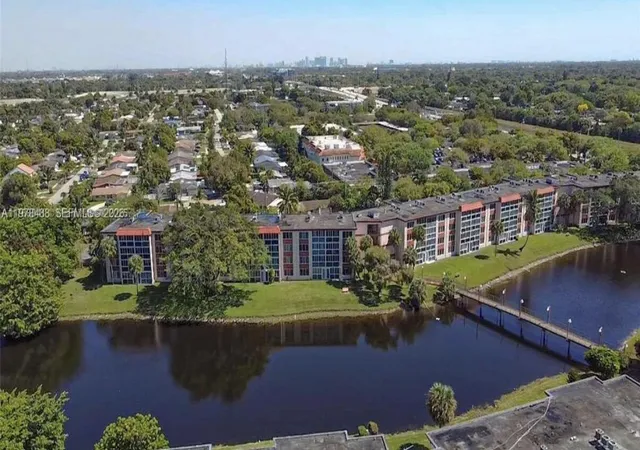 24th image of 1103 Nw 58th Ter #317, Sunrise, FL 33313 | MLS# B26055433