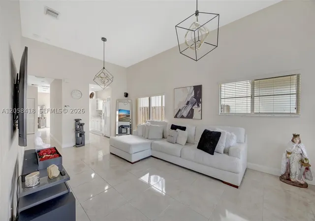 Photo 2 of Single family home for sale at 1130 Ne 41st Ave, Homestead, FL 33033 | MLS# A12058418 | Listing updated on 2026-10-09