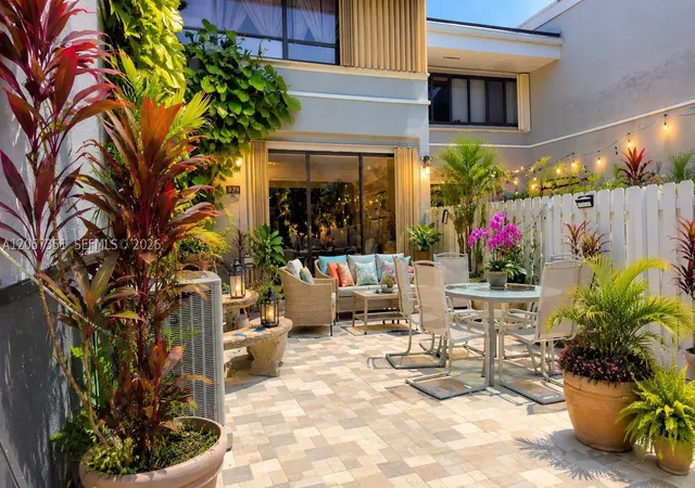 3rd image of 329 Poinciana Dr #909, Sunny Isles Beach, FL 33160 | MLS# A12057351