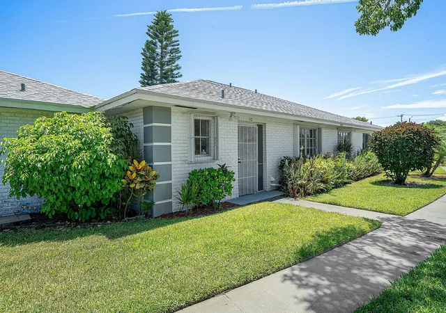 Homes for sale in Boynton Beach, FL | 1440 Sw 28Th Ave #10, Boynton Beach, FL 33426 | MLS# B26055565