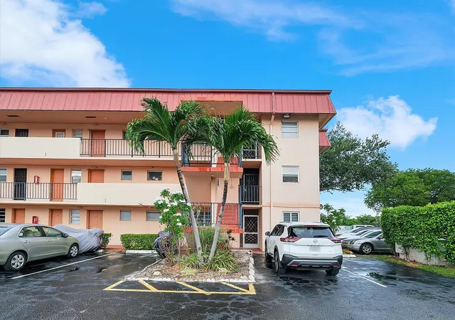 1st image of 19001 Ne 14th Ave #145, Miami, FL 33179 | MLS# B26055588