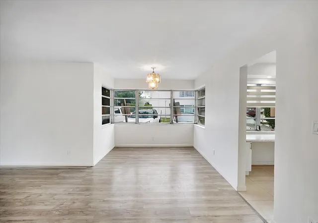 3rd image of First Horizons Condo, Miami, FL 33179