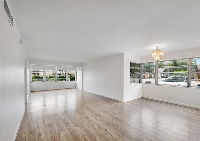 5th image of First Horizons Condo, Miami, FL 33179