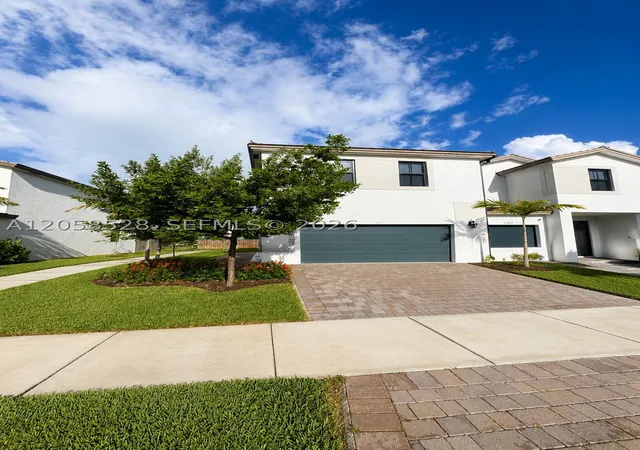 Photo 1 of Single family home for sale at 23068 Sw 129th Pl, Miami, FL 33170 | MLS# A12058528 | Listing updated on 2026-08-11