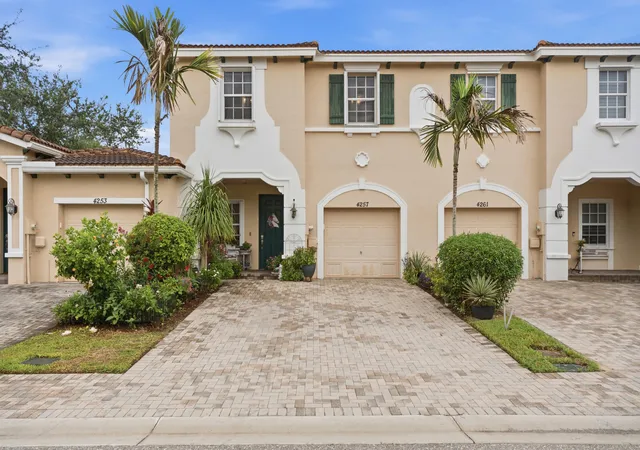 1st image of 4257 Sw Pine Cove Ct, Stuart, FL 34997 | MLS# B26055610