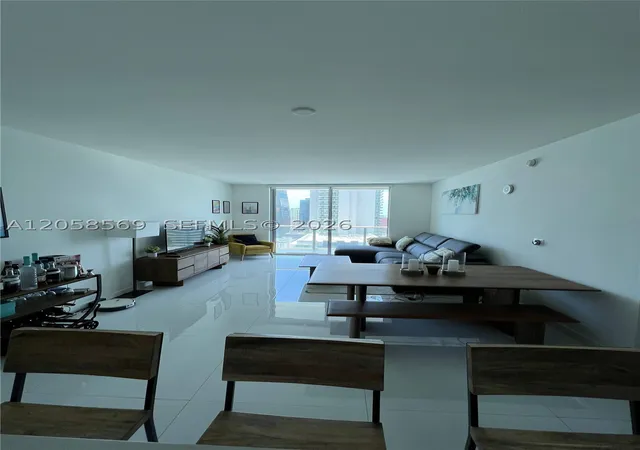 2nd image of 1100 S Miami Ave #2904, Miami, FL 33130 | MLS# A12058569
