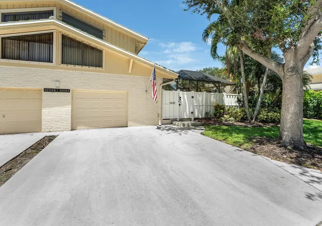 Homes for sale in Palm Beach Gardens, FL | 12584 Woodmill Dr, Palm Beach Gardens, FL 33418 | MLS# B26055623