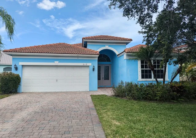 4th image of 2119 Nw Marsh Rabbit Ln, Jensen Beach, FL 34957 | MLS# B26055661