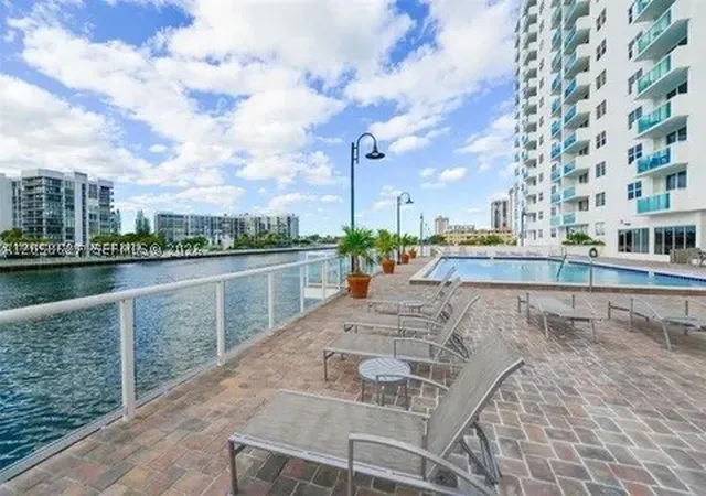 1st image of 3000 S Ocean Dr #518, Hollywood, FL 33019 | MLS# A12058627