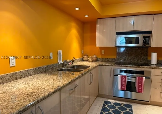 5th image of 625 Biltmore Way #1201, Coral Gables, FL 33134 | MLS# A12056607