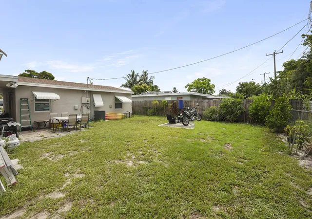 23rd image of 3231 Vassallo Ave, Lake Worth, FL 33461 | MLS# B26055731