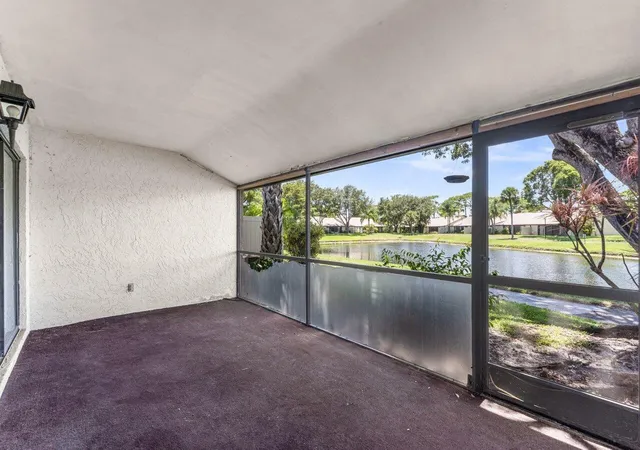 image of 1024 Grn Pine Blvd, West Palm Beach, FL 33409
