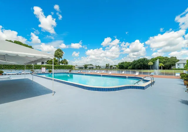 image of 1024 Grn Pine Blvd, West Palm Beach, FL 33409