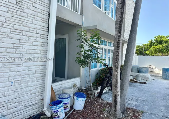 2nd image of 7435 Harding Ave, Miami Beach, FL 33141