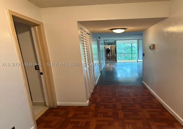 3rd image of 2571 Aragon Blvd #317, Sunrise, FL 33322 | MLS# A12058894
