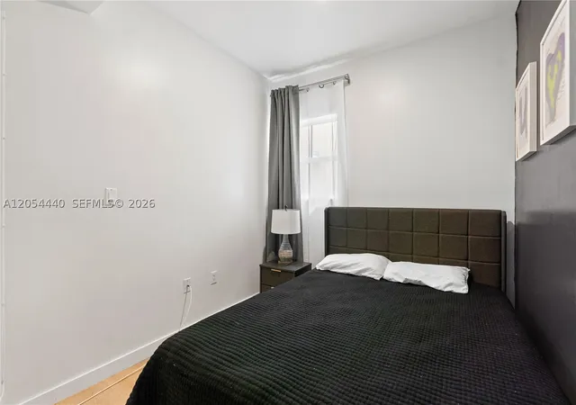4th image of 810 7th, Miami Beach, FL 33139