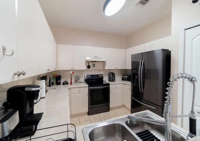 2nd image of 2116 Shoma Dr, Royal Palm Beach, FL 33414