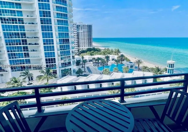 3rd image of 3505 S Ocean Dr #911, Hollywood, FL 33019 | MLS# A12058977