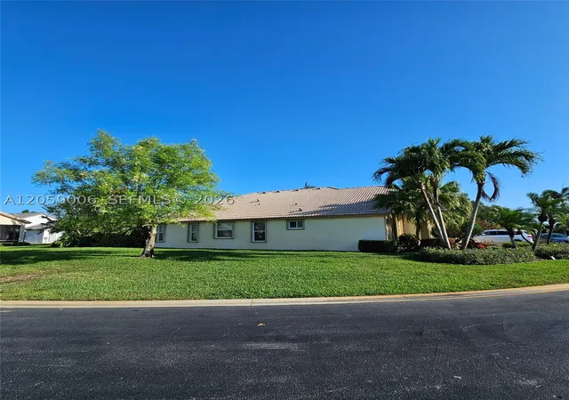 2nd image of 2540 Egret Lake Dr, Green Acres, FL 33413 | MLS# A12059006