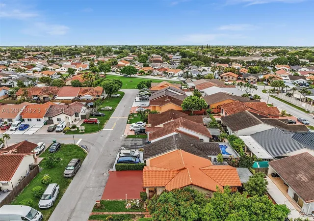 2nd image of 5030 145th Ave, Miami, FL 33175 | Houzeo