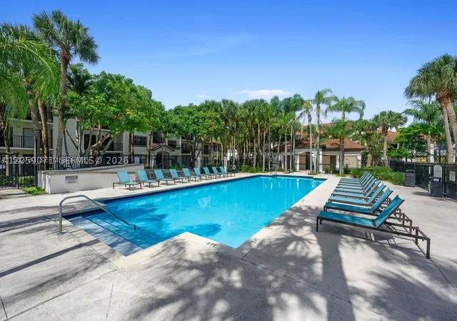 1st image of 510 S Park Rd #23-10, Hollywood, FL 33021 | MLS# A12059071