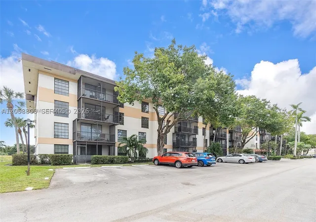 3rd image of 5530 Nw 44Th St, Lauderhill, FL 33319